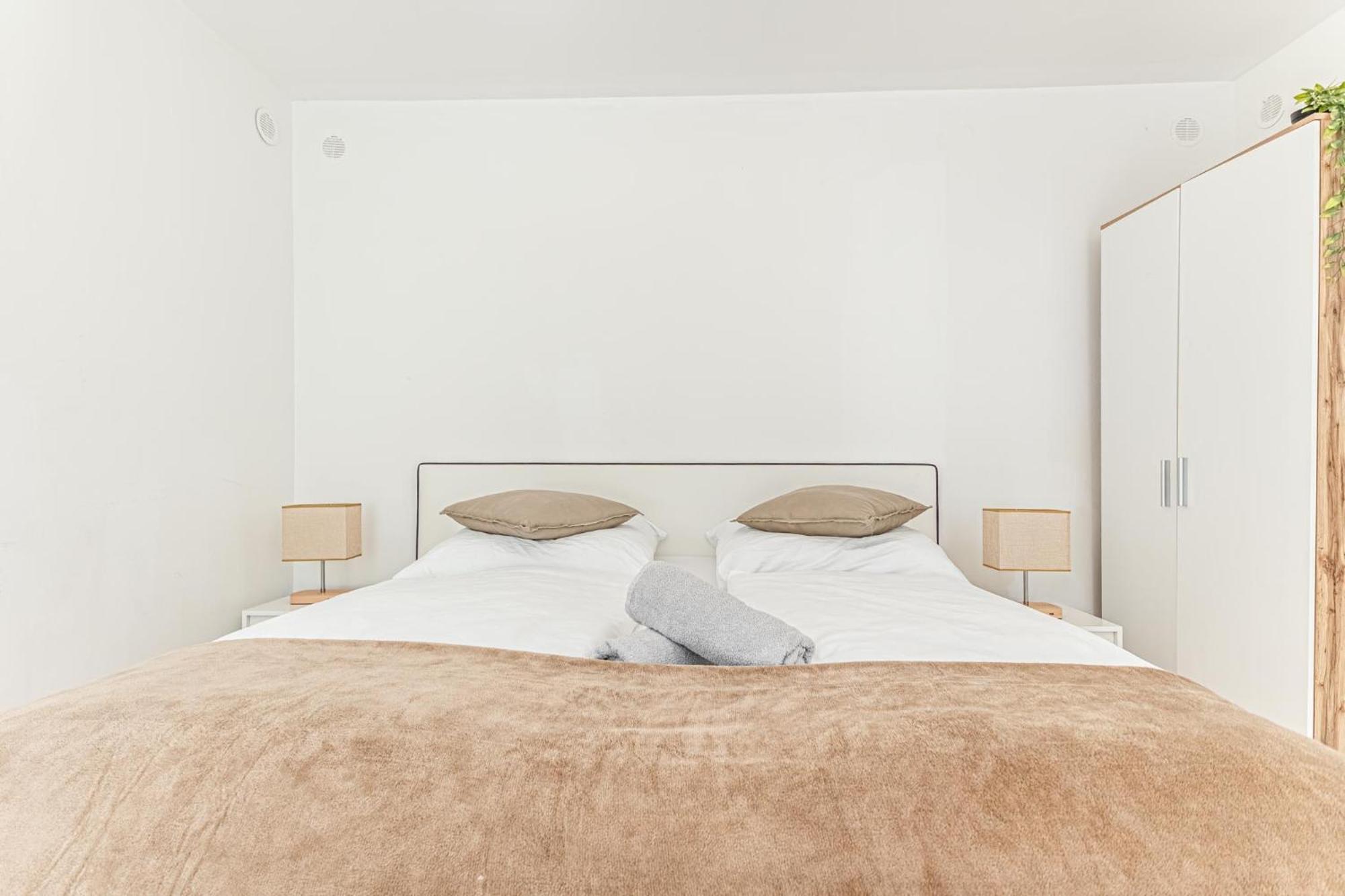 City Vibes: 1Br Apt, 10 Min To Westbahnhof ウィーン エクステリア 写真