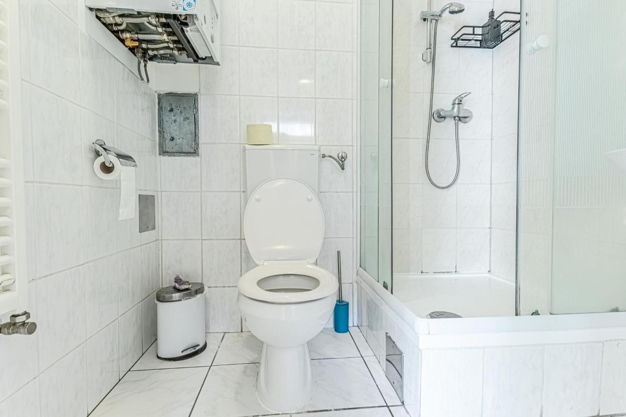City Vibes: 1Br Apt, 10 Min To Westbahnhof ウィーン エクステリア 写真
