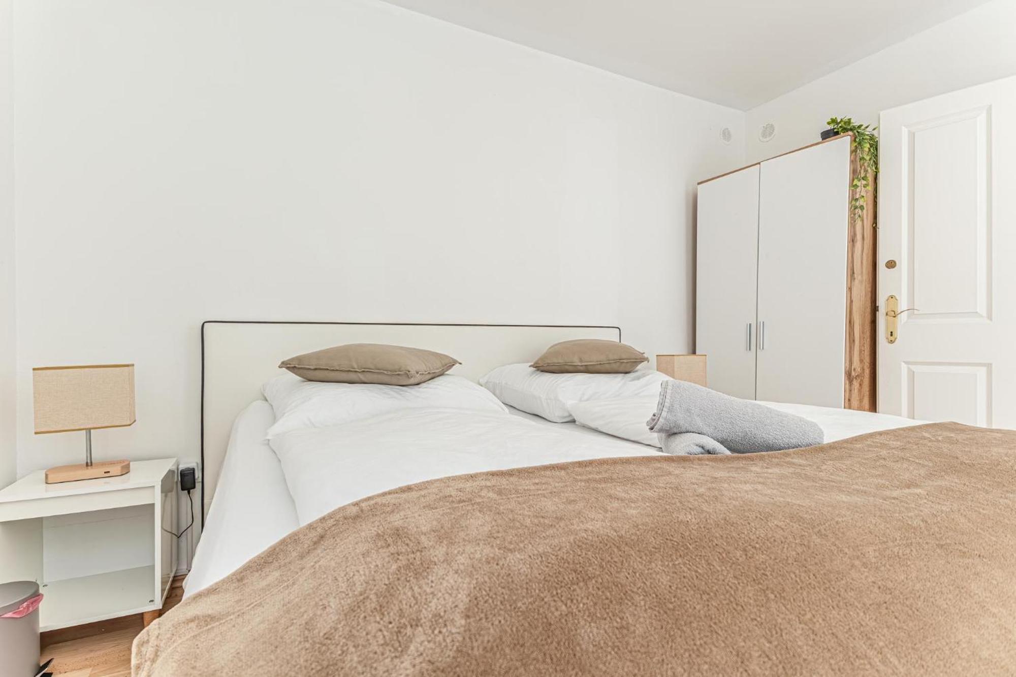 City Vibes: 1Br Apt, 10 Min To Westbahnhof ウィーン エクステリア 写真